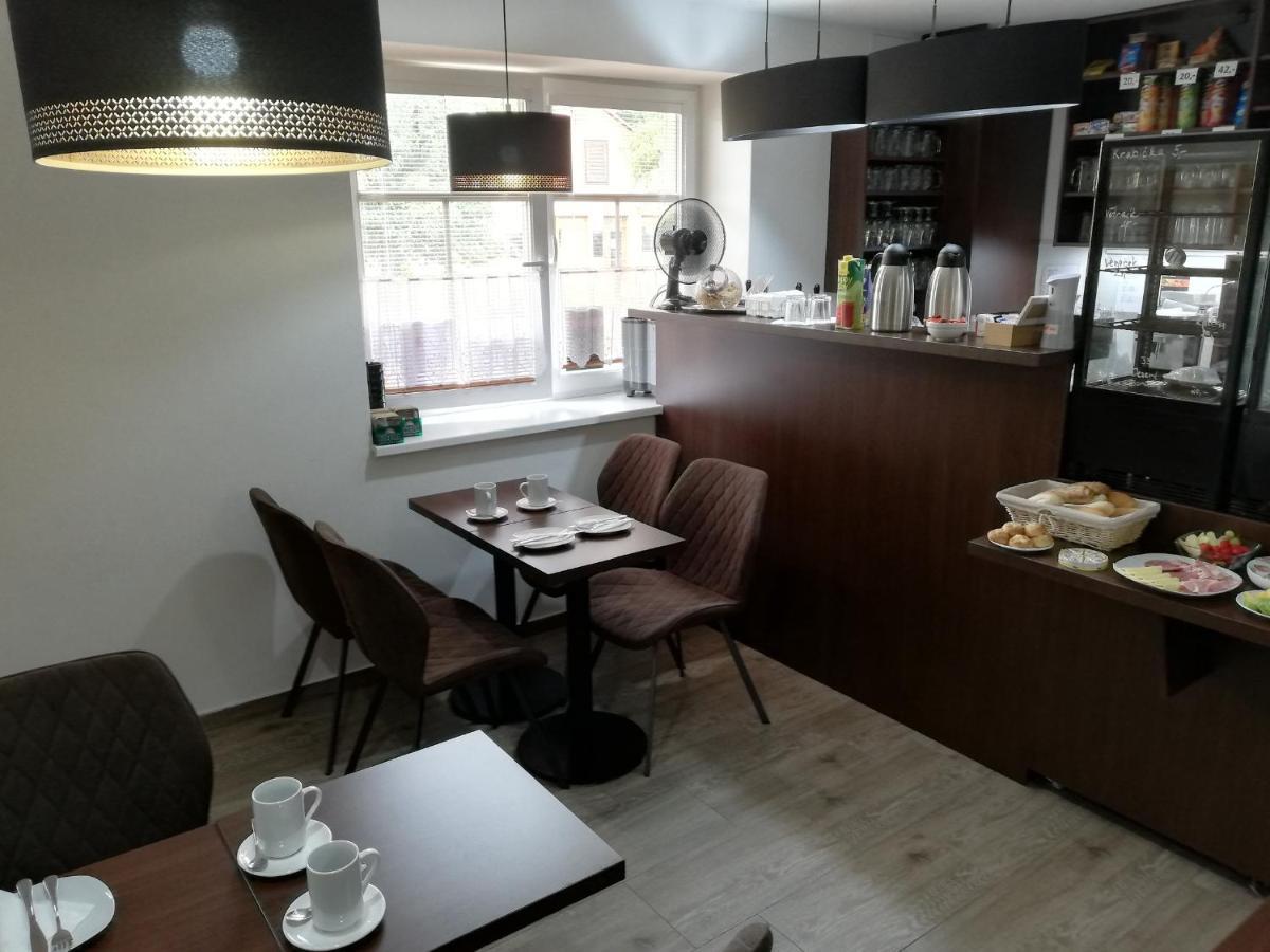 Penzion A Wellness - Jilan, Naves Svobody 39, 올로모우츠 외부 사진